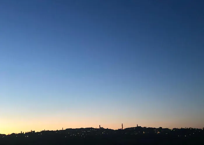 Lägenhet La Terrazza Sul Mangia Siena