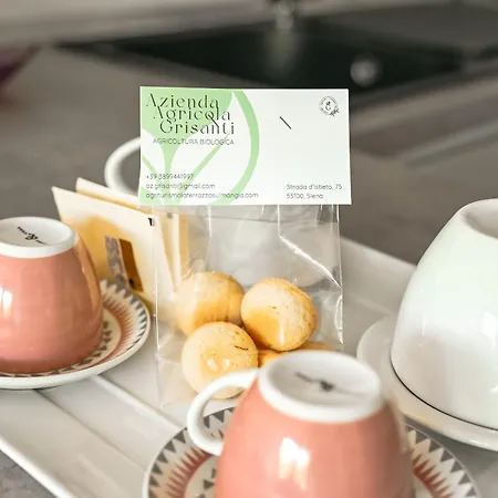 La Terrazza Sul Mangia Апартаменты *